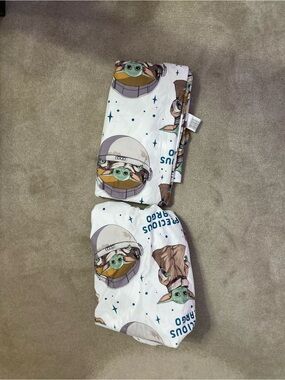 Star Wars Baby Yoda Comforter Cover in White and Sage Green
